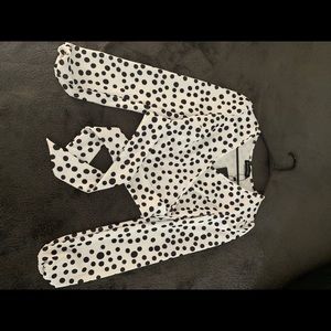 BNWT Pretty Little Thing Polka Print Wrap Crop Top
